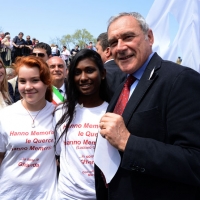 Foto Nicoloro G. 25/04/2013 Marzabotto ( Bologna ) Celebrazione della Festa della Liberazione in questo paese che durante la Seconda guerra mondiale subì una strage perpetrata dai nazisti. nella foto Il Presidente del Senato, Pietro Grasso ed alcuni studenti