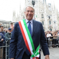Foto Nicoloro G. 02/06/2011 Milano Celebrazione della Festa della Repubblica in piazza Duomo alla presenza delle piu' alte cariche dell' amministrazione e delle Forze Armate. nella foto Giuliano Pisapia