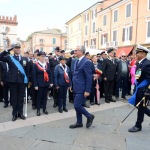 Foto Nicoloro G. 04/11/2022   Ravenna   Festa dell\' Unità Nazionale e delle Forze Armate. nella foto passano in rassegna le formazioni schierate il prefetto Castrese De Rosa e il comandante della Guardia Costiera Francesco Cimmino.