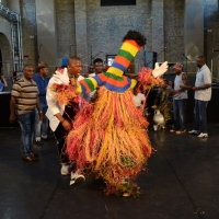Foto Nicoloro G.  08/06/2014   Ravenna    Terza ed ultima giornata dell' ottava edizione del       " Festival delle Culture " che quest' anno affronta le tematiche della partecipazione, della convivenza e dell' incontro, per un arricchimento collettivo. nella foto un momento di una danza tribale con un costume rituale tradizionale.