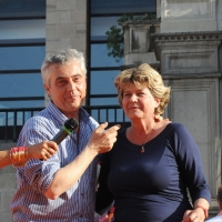 Foto Nicoloro G. 30/05/2011 Milano Festa in piazza Duomo, colorata di arancione, per l’ elezione a sindaco di Giuliano Pisapia. Una piazza Duomo gremita all’ inverosimile che ha visto avvicendarsi sul palco numerosi artisti e politici. nella foto Stefano Boeri – Susanna Camusso