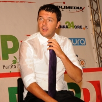 Foto Nicoloro G. 03/09/2012 Ravenna Nell’ ambito della Festa Provinciale del PD di Ravenna si è svolto un seguitissimo incontro che ha visto i sindaci di Firenze, Ravenna e Imola dibattere sul tema ” L’ Italia dei Comuni ”. nella foto Matteo Renzi, Sindaco di Firenze