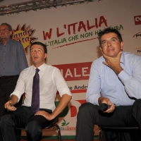 Foto Nicoloro G. 03/09/2012 Ravenna Nell’ ambito della Festa Provinciale del PD di Ravenna si è svolto un seguitissimo incontro che ha visto i sindaci di Firenze, Ravenna e Imola dibattere sul tema ” L’ Italia dei Comuni ”. nella foto Fabrizio Matteucci, Sindaco di Ravenna, Matteo Renzi, Sindaco di Firenze e Daniele Manca, Sindaco di Imola