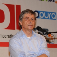 Foto Nicoloro G. 24/08/2012 Ravenna Il presidente della Regione Emilia-Romagna apre la Festa Provinciale del PD di Ravenna che si manifesta sotto lo slogan " Viva l' Italia, l' Italia che non ha paura ". nella foto Vasco Errani, Presidente della Regione Emilia-Romagna