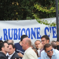 Foto Nicoloro G.  04/09/2010  Mirabello (Ferrara)  Nell'ambito della 29ª edizione della Festa tricolore di Mirabello dal titolo "Con Fini. Futuro e Libertà per l'Italia" (in programma dal 31 agosto al 5 settembre 2010). nella foto Simpatizzanti e striscione