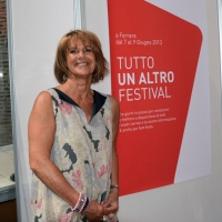 Foto Nicoloro G. 07/06/2013 Ferrara Al via la prima edizione di " Ferrara Altroconsumo Festival " organizzata dall' associazione senza scopo di lucro Altroconsumo. Tre giorni di dibattiti ed incontri per informare e tutelare i consumatori. nella foto Lella Costa