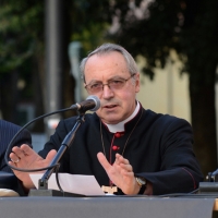 Foto Nicoloro G. 28/09/2013 Rimini Quinta edizione del Festival Francescano dedicato al tema del ” cammino ” affrontato nelle sue connotazioni più vicine al francescanesimo e cioè l’ ospitalità, l’ itineranza, il pellegrinaggio. nella foto Francesco Lambiasi