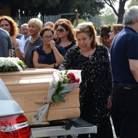 Foto Nicoloro G.    18/09/2015   Ravenna    Si sono svolti i funerali di Sergio Guerra, \' l\' ultimo artigiano del Volley \' tra i piu\' vittoriosi di tutti i tempi entrato nei Guinness dei primati. nelle foto la moglie Carla affranta dal dolore.