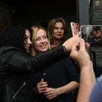 Foto Nicoloro G.   26/09/2021   Ravenna    Breve presenza in citta' della leader di Fratelli d' Italia a sostegno del candidato sindaco della lista civica Viva Ravenna sostenuto da Lega e Fratelli d' Italia. nella foto Giorgia Meloni alle prese con i consueti selfie.