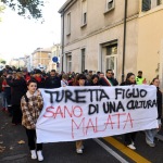 Foto Nicoloro G.   25/11/2023   Ravenna   Nella giornata internazionele per l\' eliminazione della violenza contro le donne si e\' svolta una manifestazione con corteo per le strade della citta\'. nella foto il corteo attraversa la citta\'.