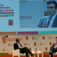 Foto Nicoloro G.  03/05/2014  Rimini      Seconda delle tre " Giornate del Lavoro " organizzate dalla CGIL, tra incontri, concerti, dibattiti, idee. nella foto il ministro Maurizio Martina che è stato intervistato sul tema " Nuovi cittadini, l' Italia che siamo " dal giornalista Pier Francesco De Robertis.