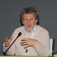Foto Nicoloro G. 15-17/04/2011 Reggio Emilia Si e’ svolta a Reggio Emilia la seconda edizione delle ” Giornate della laicita’ “, laddove tra incontri, dibattiti, confronti si e’ voluto affermare il principio fondamentale di convivenza di tutte le possibili filosofie e ideologie, lontani da ogni pretesa di possedere la verita’. In poche parole il tentativo di rieducarci a pensare liberamente. nella foto Piergiorgio Odifreddi