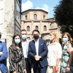 Foto Nicoloro G.   25/08/2021   Ravenna    Visita in citta' del presidente del M5S in vista delle amministrative di ottobre. nella foto il presidente del M5S in citta' per le amministrative di ottobre si e' concesso una passeggiata nel centro. Qui' e' davanti alla basilica di San Vitale.
