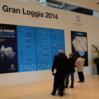 Foto Nicoloro G.  04/04/2014  Rimini  Sono iniziati al Palacongressi di Rimini i lavori dell' assise del Grande Oriente d' Italia ( GOI ) dal titolo " A vele spiegate verso il futuro ". Come è abitudine il programma della Grande Loggia, che quest' anno  include anche l' installazione del nuovo Gran Maestro, prevede una parte aperta al pubblico e una parte riservata ai fratelli maestri accreditati. nella foto il manifesto dell' evento.