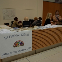 FFoto Nicoloro G.   10/04/2015  Rimini    Assise annuale del Grande Oriente d' Italia, la più importante istituzione massonica italiana, dal titolo " Il coraggio delle idee, la costanza delle azioni ". nella foto il tavolo dell' Ordine internazionale massonico del Rainbow Girls riservato a ragazze da 11 a 21 anni.