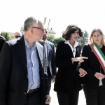 Foto Nicoloro G.   24/05/2023   Localita' San Pancrazio - Russi ( Ravenna ).   Si sono svolti nella Pieve di San Pancrazio i funerali di Stato di due delle 15 vittime accertate in seguito all' alluvione che ha colpito le zone del ravennate. nella foto la ministra Anna Maria Bernini al suo arrivo in chiesa  accolta dal prefetto Castrese de Rosa e dal sindaco di Russi Valentina Palli.