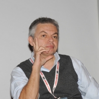 Foto Nicoloro G. 12/10/2011 Milano Nona edizione dello " IAB Forum " che quest' anno ruota intorno al concept " The New Normal ", due aggettivi antitetici per significare da un lato la raggiunta maturita' di Internet e dall' altro l' importanza dell' innovazione. nella foto Luca Sofri