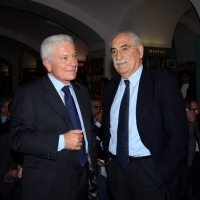 Foto Nicoloro G. 29/05/2013 Milano Presentazione del libro " Il sangue non sbaglia ". L' autore è il defunto Capo della Polizia Antonio Manganelli. nella foto Achille Serra – Armando Spataro