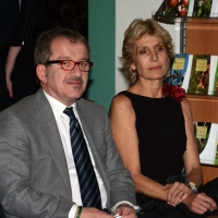 Foto Nicoloro G. 29/05/2013 Milano Presentazione del libro " Il sangue non sbaglia ". L' autore è il defunto Capo della Polizia Antonio Manganelli. nella foto Roberto Maroni – Adriana Manganelli