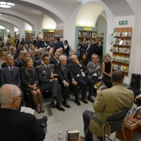 Foto Nicoloro G. 29/05/2013 Milano Presentazione del libro " Il sangue non sbaglia ". L' autore è il defunto Capo della Polizia Antonio Manganelli. nella foto Veduta del pubblico in salaFoto Nicoloro G. 29/05/2013 Milano Presentazione del libro " Il sangue non sbaglia ". L' autore è il defunto Capo della Polizia Antonio Manganelli. nella foto Veduta del pubblico in sala