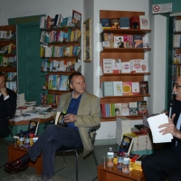 Foto Nicoloro G. 29/05/2013 Milano Presentazione del libro " Il sangue non sbaglia ". L' autore è il defunto Capo della Polizia Antonio Manganelli. nella foto Luigi Savina – Piero Colaprico – Armando Spataro