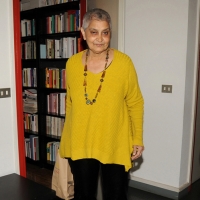 Foto Nicoloro G. 13/05/2012 Milano Alla Casa della Cultura, nell’ ambito degli incontri per il ciclo ” Scuola di cultura politica “, intervento sul tema ” Il protagonismo delle donne ” della filosofa di fama internazionale Gayatri Spivak. nella foto Gayatri Spivak