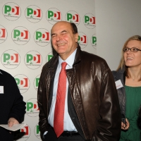 Foto Nicoloro G. 19/01/2013 Milano Inaugurazione della nuova sede del Circolo PD Romana-Calvairate alla presenza del segretario generale del PD Pierluigi Bersani. nella foto Pierluigi Bersani