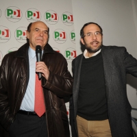 Foto Nicoloro G. 19/01/2013 Milano Inaugurazione della nuova sede del Circolo PD Romana-Calvairate alla presenza del segretario generale del PD Pierluigi Bersani. nella foto Pierluigi Bersani – Umberto Ambrosoli