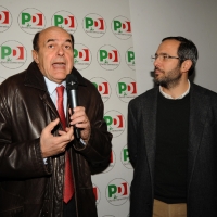 Foto Nicoloro G. 19/01/2013 Milano Inaugurazione della nuova sede del Circolo PD Romana-Calvairate alla presenza del segretario generale del PD Pierluigi Bersani. nella foto Pierluigi Bersani – Umberto Ambrosoli 