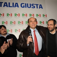 Foto Nicoloro G. 19/01/2013 Milano Inaugurazione della nuova sede del Circolo PD Romana-Calvairate alla presenza del segretario generale del PD Pierluigi Bersani. nella foto Pierluigi Bersani – Umberto Ambrosoli   