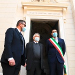 15/05/2021   Ravenna  Inaugurazione del Museo Dante alla presenza del ministro dell' Istruzione. nella foto il ministro Patrizio Bianchi davanti alla tomba di Dante con il sindaco Michele de Pascale.