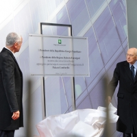 Foto Nicoloro G. 21/03/2011 Milano Inaugurazione alla presenza del Capo dello Stato della nuova sede della Regione Lombardia. nella foto Roberto Formigoni – Giorgio Napolitano