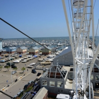 Foto Nicoloro G 29/06/2013 Marina di Ravenna E' stata inaugurata la ruota panoramica itinerante più grande d' Europa. Costruita in Italia dalla Technical Park è alta 50 metri, con 38 poltroncine per un totale di 138 posti. Dopo essere stata a Parigi, Vienna, Bruxelles, Madrid resterà a Marina di Ravenna fino a tutto Agosto. nella foto Veduta della spiaggia dall'alto della ruota panoramica  