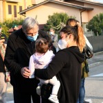 Foto Nicoloro G.   10/10/2020   Ravenna    Don Ciotti, presidente dell' associazione antimafia ' Libera ', inaugura tre immobili confiscati alla mafia e assegnati al Comune di Ravenna. nella foto don Luigi Ciotti si intrattiene con una inquilina della casa in localita' Mezzano di Ravenna confiscata alla mafia e assegnati per uso abitativo.