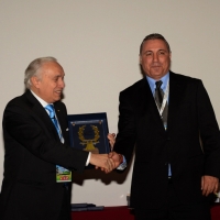 Foto Nicoloro G.  04/12/2013  Milano   Trentunesima edizione del '' Milano International Ficts Fest ''. nella foto il presidente FICTS Franco Ascani consegna la Ghirlanda d' Onore all' ex calciatore Xristo Stoichkov.