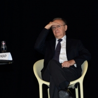 Foto Nicoloro G.   20/10/2014   Milano    Incontro e dibattito dal titolo \" Partiti per la Tangente \" per affrontare il tema sempre attuale della corruzione nelle istituzioni e nel mondo imprenditoriale. nella foto Piercamillo Davigo, magistrato del pool di Mani Pulite.