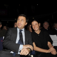 Foto Nicoloro G. " Citazione obbligatoria " Milano 25/10/2010 Il presidente della Camera e' al Teatro Derby a Milano, nelle nuove vesti di leader di Futuro e Liberta’, per un incontro pubblico con simpatizzanti, militanti dei circoli di Generazione Italia e amministratori locali fuoriusciti dal Pdl. nella foto Italo Bocchino – Chiara Moroni