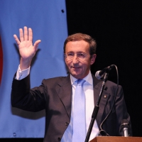 Foto Nicoloro G. \" Citazione obbligatoria \" Milano 25/10/2010 Il presidente della Camera e\' al Teatro Derby a Milano, nelle nuove vesti di leader di Futuro e Liberta’, per un incontro pubblico con simpatizzanti, militanti dei circoli di Generazione Italia e amministratori locali fuoriusciti dal Pdl. nella foto Gianfranco Fini
