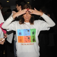 Foto Nicoloro G. " Citazione obbligatoria " Milano 25/10/2010 Il presidente della Camera e' al Teatro Derby a Milano, nelle nuove vesti di leader di Futuro e Liberta’, per un incontro pubblico con simpatizzanti, militanti dei circoli di Generazione Italia e amministratori locali fuoriusciti dal Pdl. nella foto Una simpatizzante di Futuro e Libertà con maglietta