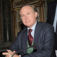 Foto Nicoloro G. Milano 15/12/2010 Incontro, al Circolo della Stampa, sul tema ” Padri, figli e Patrimoni: Family business e passaggio generazionale ” per fare il punto sui servizi di eccellenza e sulle novita’ da mettere in atto a fronte delle esigenze di gestione dei patrimoni familiari in particolare nelle fasi critiche dei passaggi generazionali. nella foto Stefano Cordero di Montezemolo