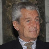 Foto Nicoloro G. Milano 15/12/2010 Incontro, al Circolo della Stampa, sul tema ” Padri, figli e Patrimoni: Family business e passaggio generazionale ” per fare il punto sui servizi di eccellenza e sulle novita’ da mettere in atto a fronte delle esigenze di gestione dei patrimoni familiari in particolare nelle fasi critiche dei passaggi generazionali. nella foto Gioacchino Attanzio