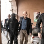 Foto Nicoloro G.   08/10/2022   Ravenna   Incontro pubblico con il Comandante Alfa, luogotenente dei Carabinieri in pensione, tra i fondatori del G.I.S., Gruppo Intervento Speciale, ha partecipato a numerose azioni in Italia e all' estero. Ancora oggi vive nell' anonimato e sotto scorta ed e' attivo, soprattutto nelle scuole, per parlare di lotta alla mafia e al terrorismo, di cyberbullismo e legalita'. E' il carabiniere piu' decorato d' Italia. nella foto il comandante Alfa al suo arrivo nella sala dell' incontro.