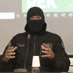Foto Nicoloro G.   08/10/2022   Ravenna   Incontro pubblico con il Comandante Alfa, luogotenente dei Carabinieri in pensione, tra i fondatori del G.I.S., Gruppo Intervento Speciale, ha partecipato a numerose azioni in Italia e all' estero. Ancora oggi vive nell' anonimato e sotto scorta ed e' attivo, soprattutto nelle scuole, per parlare di lotta alla mafia e al terrorismo, di cyberbullismo e legalita'. E' il carabiniere piu' decorato d' Italia. nella foto il comandante Alfa.