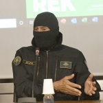 Foto Nicoloro G.   08/10/2022   Ravenna   Incontro pubblico con il Comandante Alfa, luogotenente dei Carabinieri in pensione, tra i fondatori del G.I.S., Gruppo Intervento Speciale, ha partecipato a numerose azioni in Italia e all\' estero. Ancora oggi vive nell\' anonimato e sotto scorta ed e\' attivo, soprattutto nelle scuole, per parlare di lotta alla mafia e al terrorismo, di cyberbullismo e legalita\'. E\' il carabiniere piu\' decorato d\' Italia. nella foto il comandante Alfa.