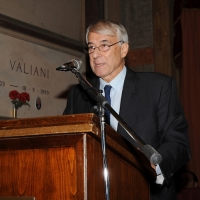Foto Nicoloro G. 02/11/2012 Milano Con la partecipazione del sindaco Giuliano Pisapia si è svolta al Cimitero Monumentale la cerimonia per l’ iscrizione nel Famedio di 19 nuovi illustri personaggi. nella foto Giuliano Pisapia