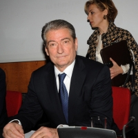Foto Nicoloro G. 18/01/2011 Milano Incontro, nella sede della Camera di Commercio, su ” Italian-Albanian Economic Forum ” alla presenza del primo ministro di Albania e delle istituzioni di Lombardia. nella foto Sali Berisha