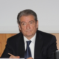 Foto Nicoloro G. 18/01/2011 Milano Incontro, nella sede della Camera di Commercio, su ” Italian-Albanian Economic Forum ” alla presenza del primo ministro di Albania e delle istituzioni di Lombardia. nella foto Sali Berisha