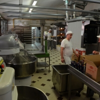 Foto Nicoloro G.  09/04/2015   Coriano ( Rimini )  La Comunità di San Patrignano, fondata nel 1978, è una Organizzazione Non Governativa autogestita che accoglie e assiste attualmente circa 1300 tra ragazzi e ragazze. nella foto l' interno del laboratorio di panificazione e arti bianche nonchè pasticceria, dolci e gelati.