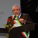 Foto Nicoloro G.   03/08/2020   Gatteo a Mare  ( FC )   La Milanesiana, che in questa edizione ha per tema ' I Colori ', sbarca in Emilia-Romagna e nella terra del ' liscio ' dedica una serata al re del ' Liscio romagnolo ' Secondo Casadei. nella foto il sindaco di Gatteo a Mare Gianluca Vincenzi.