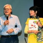 Foto Nicoloro G.   03/08/2020   Gatteo a Mare  ( FC )   La Milanesiana, che in questa edizione ha per tema \' I Colori \', sbarca in Emilia-Romagna e nella terra del \' liscio \' dedica una serata al re del \' Liscio romagnolo \' Secondo Casadei. nella foto i fratelli Vittorio e Elisabetta Sgarbi.
